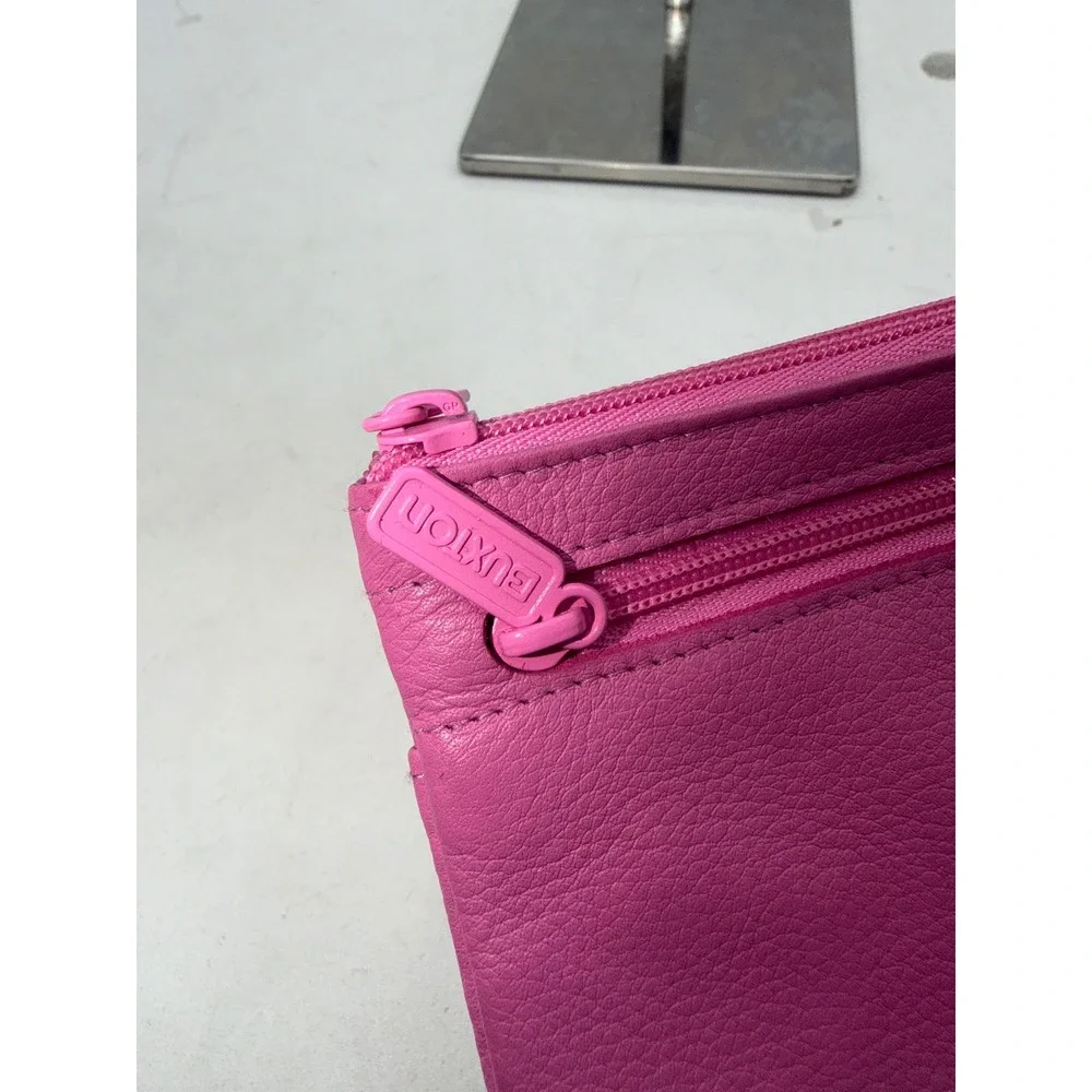 Buxton Pink Genuine Leather Card Case ID Window Coin Purse Key Ring Zip Pouch